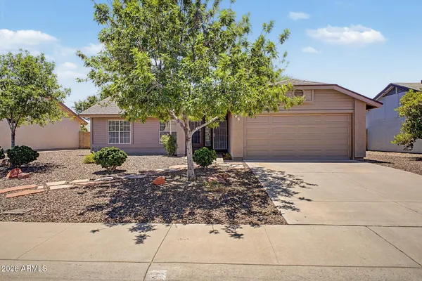 $394,900 | 25 West Sequoia Drive, Phoenix, AZ 85027