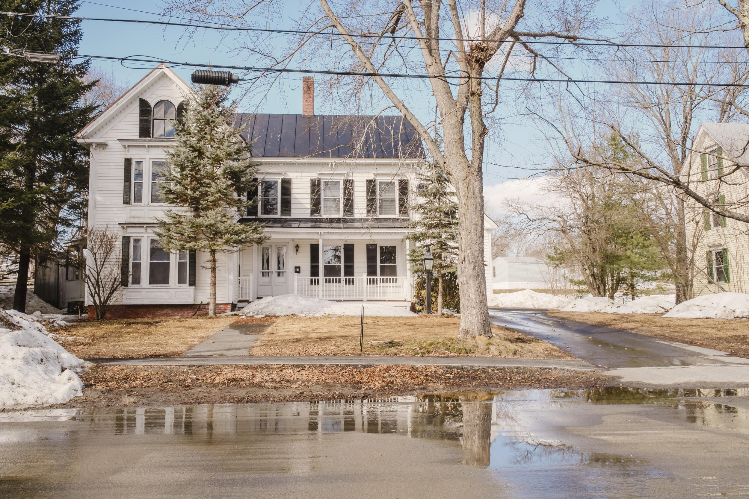 1_18 maple st - exterior-13