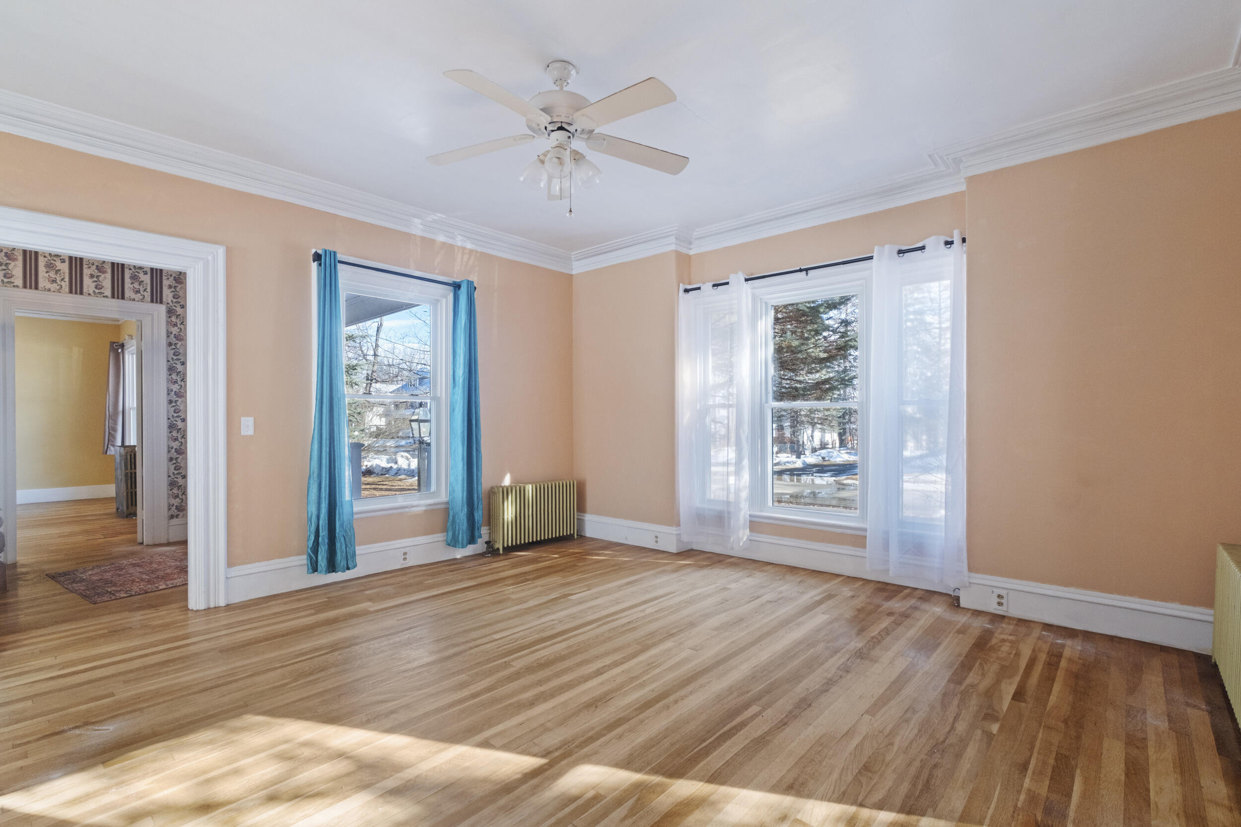 18 Maple Street Skowhegan, ME 04976 - Photo 27 of 64 27_18 mpale st - interior-36