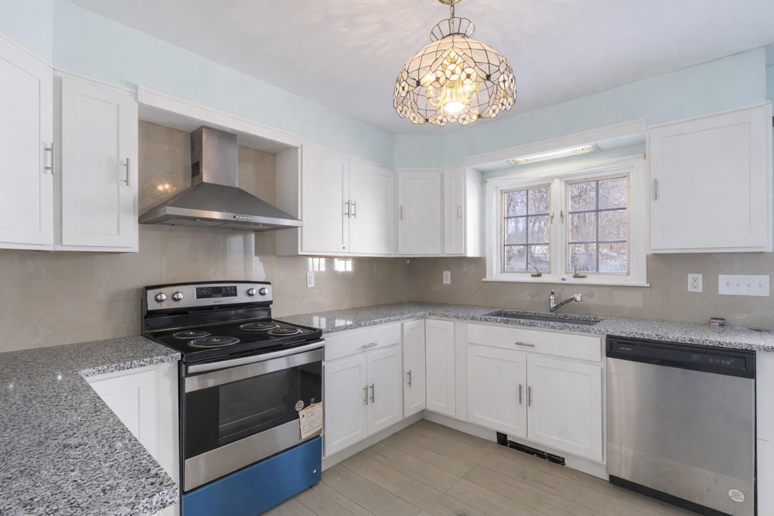 18 Maple Street Skowhegan, ME 04976 - Photo 31 of 64 31_18 maple st - interior-32