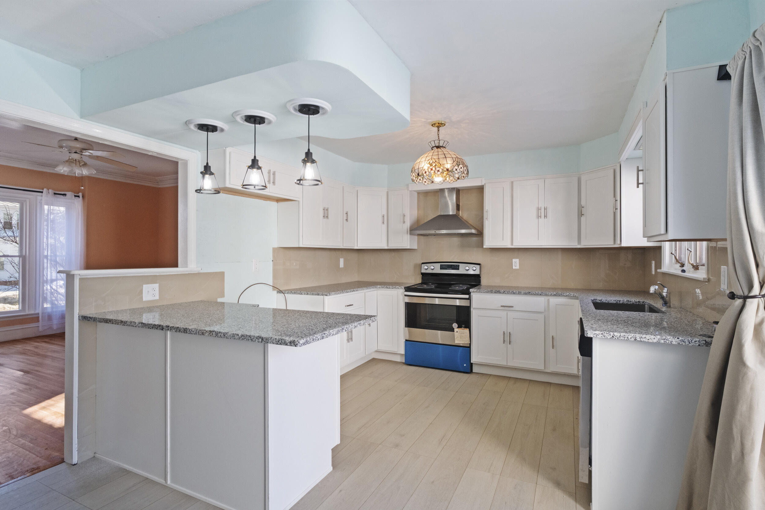 18 Maple Street Skowhegan, ME 04976 - Photo 32 of 64 32_18 mpale st - interior-29