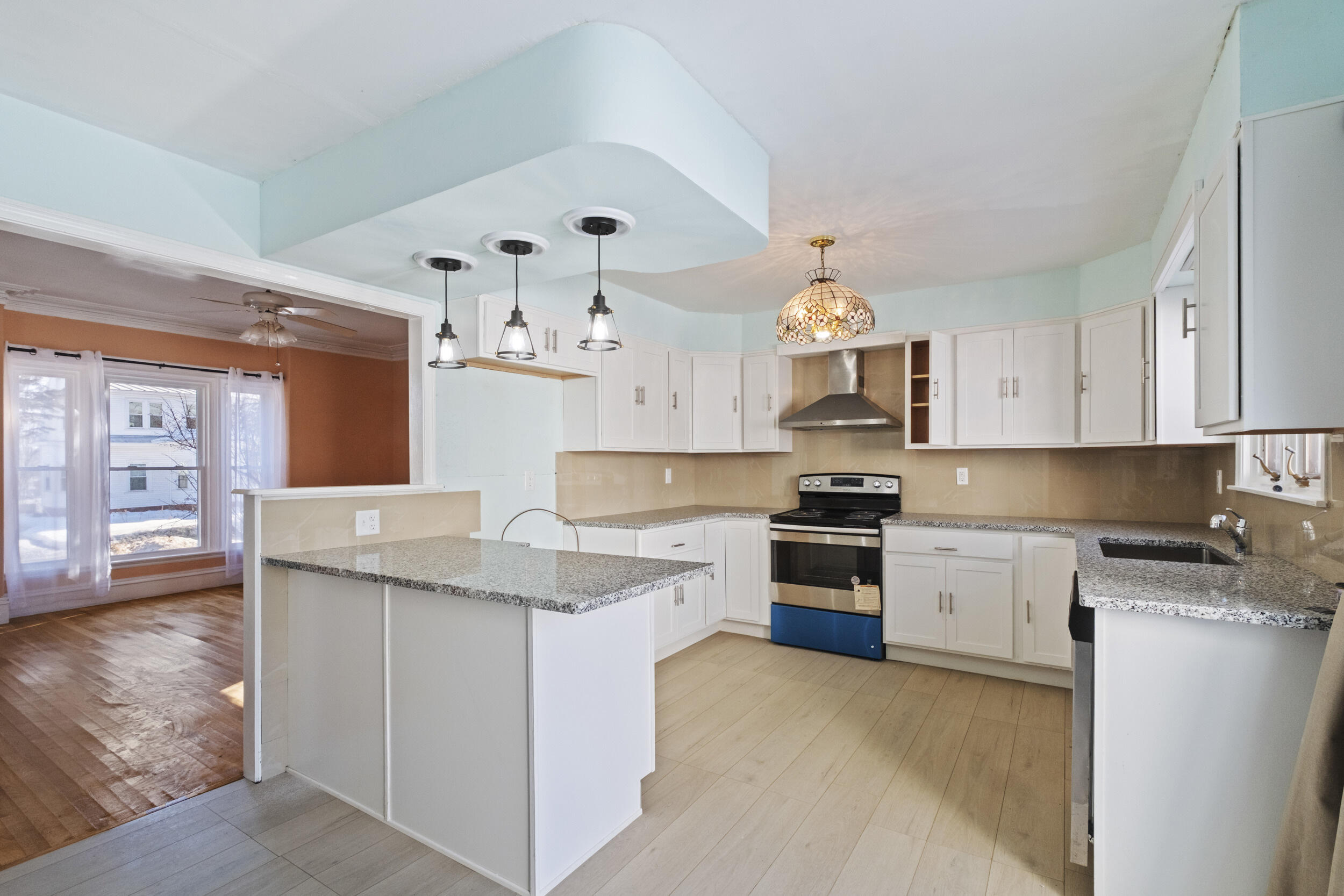 18 Maple Street Skowhegan, ME 04976 - Photo 34 of 64 34_18 mpale st - interior-33