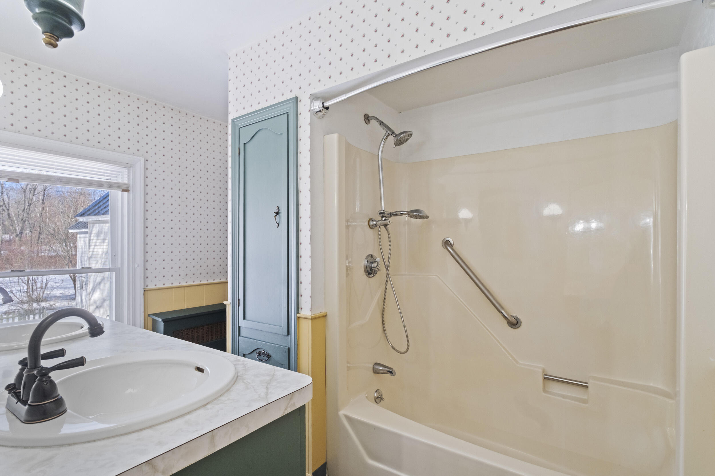 18 Maple Street Skowhegan, ME 04976 - Photo 46 of 64 46_18 mpale st - interior-14