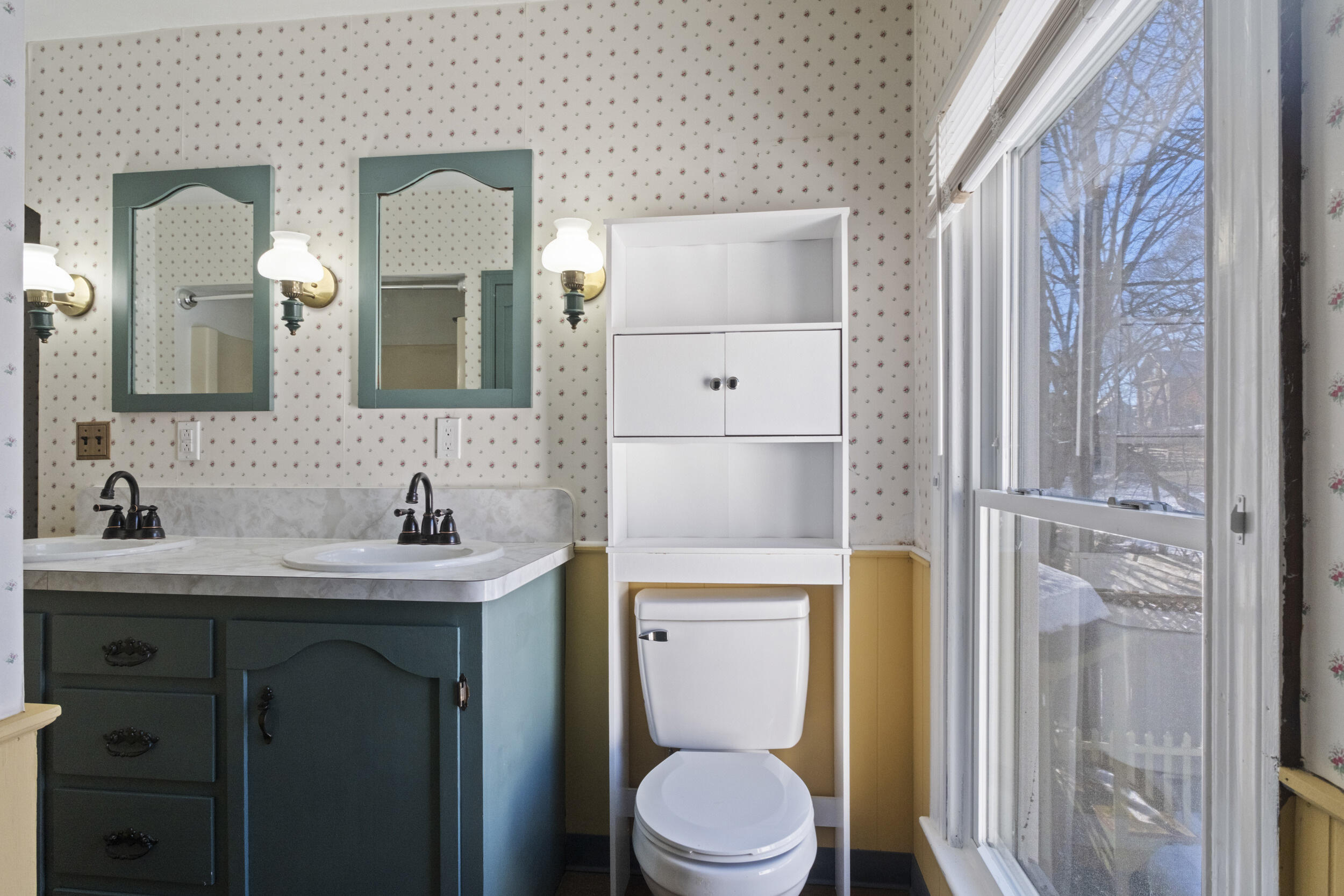 18 Maple Street Skowhegan, ME 04976 - Photo 48 of 64 48_18 mpale st - interior-12