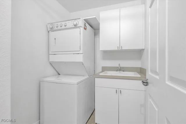 $340,000 | 13121 Pebblebrook Point Circle, Unit 102, Fort Myers, FL 33905