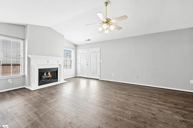 $1,835 | 422 Riverside Chase Circle, Greer, SC 29650