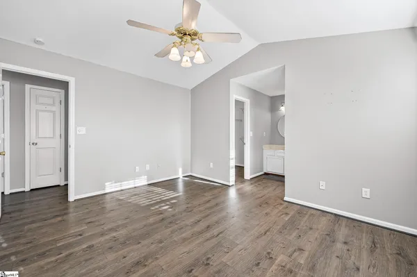 $1,835 | 422 Riverside Chase Circle, Greer, SC 29650