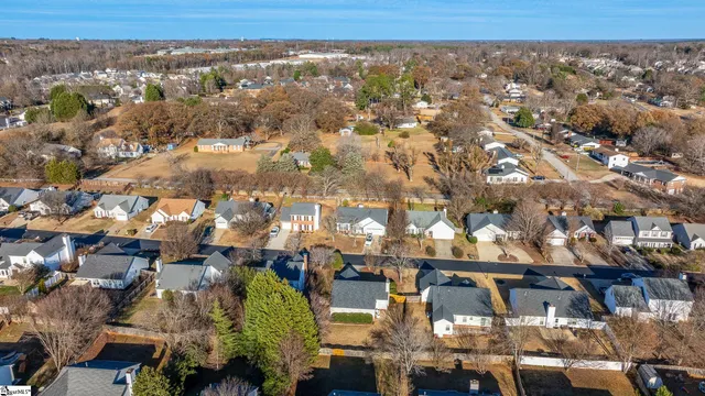 $1,835 | 422 Riverside Chase Circle, Greer, SC 29650