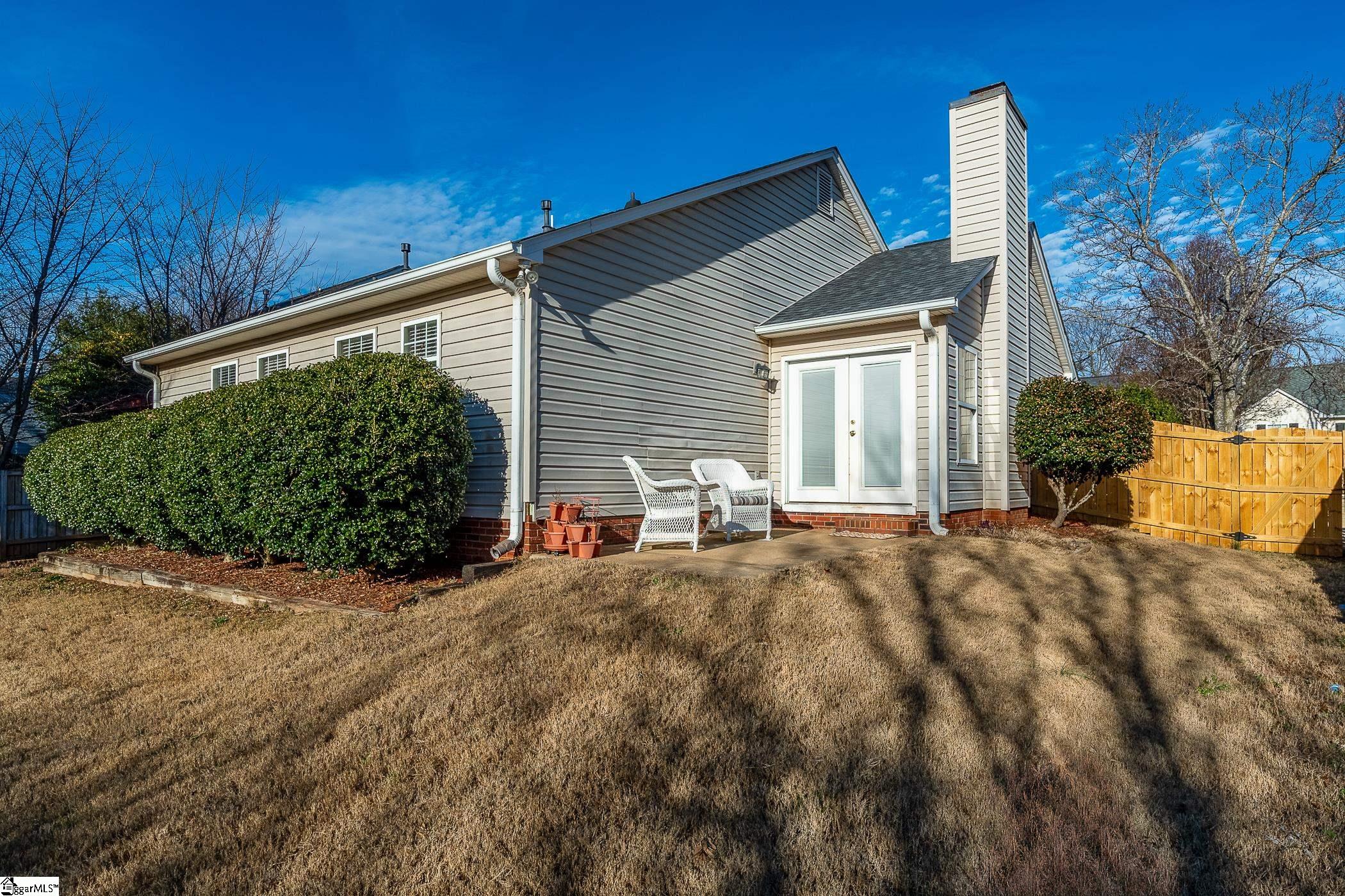 422 Riverside Chase Circle Greer, SC 29650 - Photo 3 of 30