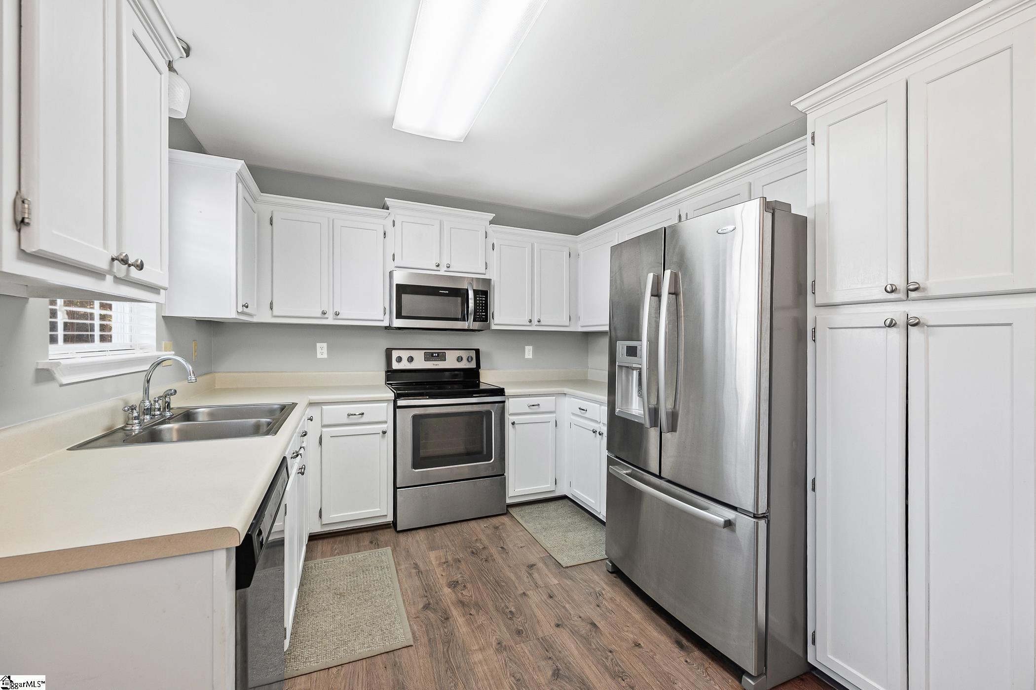 422 Riverside Chase Circle Greer, SC 29650 - Photo 7 of 30