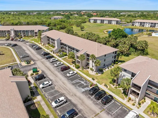 $160,000 | 175 Kings Highway, Unit 428, Punta Gorda, FL 33983