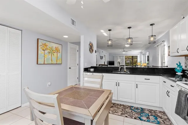 $160,000 | 175 Kings Highway, Unit 428, Punta Gorda, FL 33983