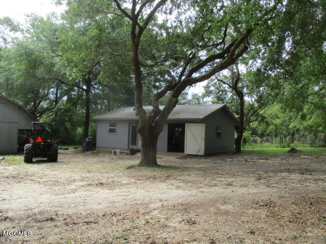 18676 Goff Farm Road Moss Point, MS 39562 - Photo 17 of 19 IMG_0332