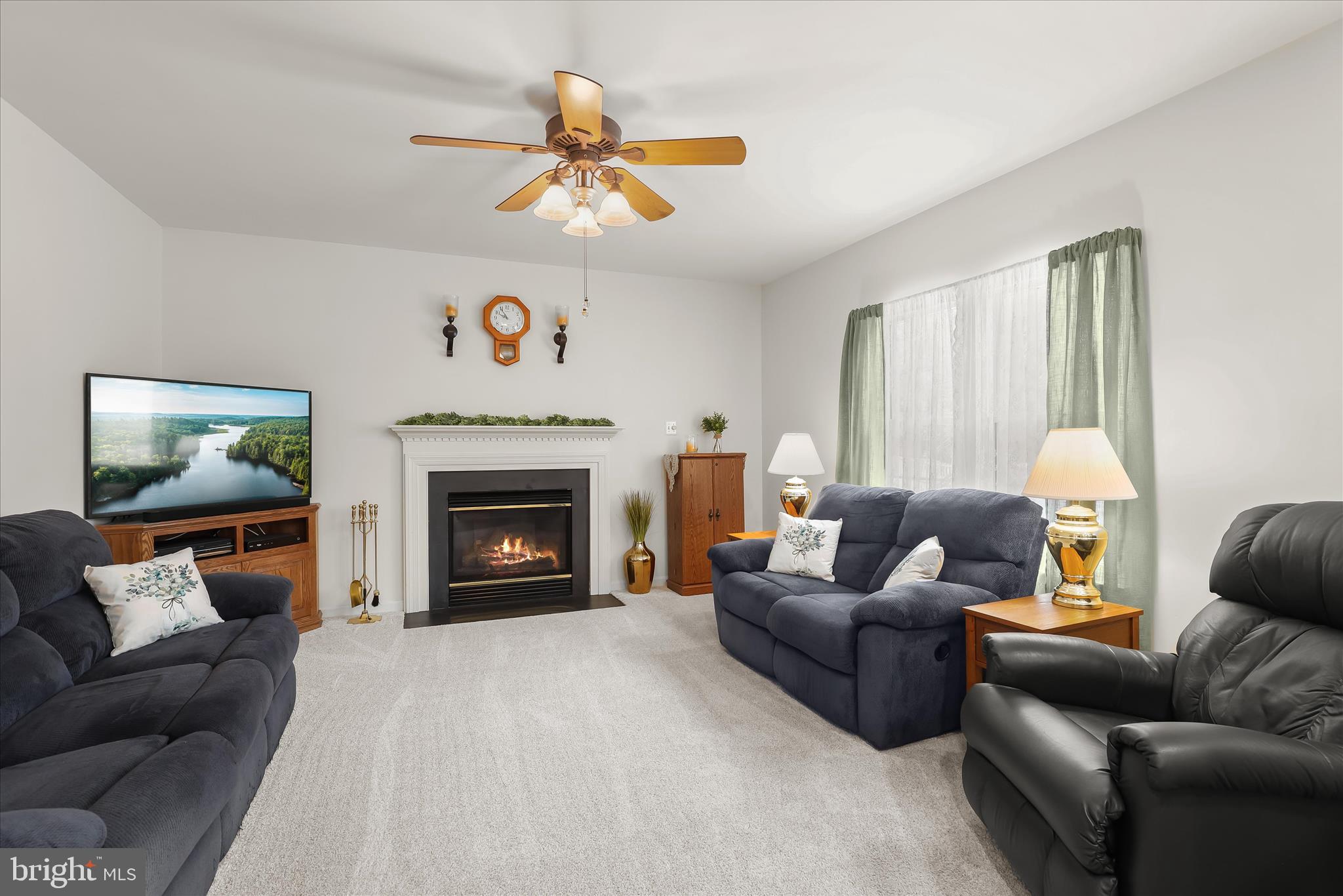 6463 Tydings Road Sykesville, MD 21784 - Photo 23 of 104 Family Room - Fireplace