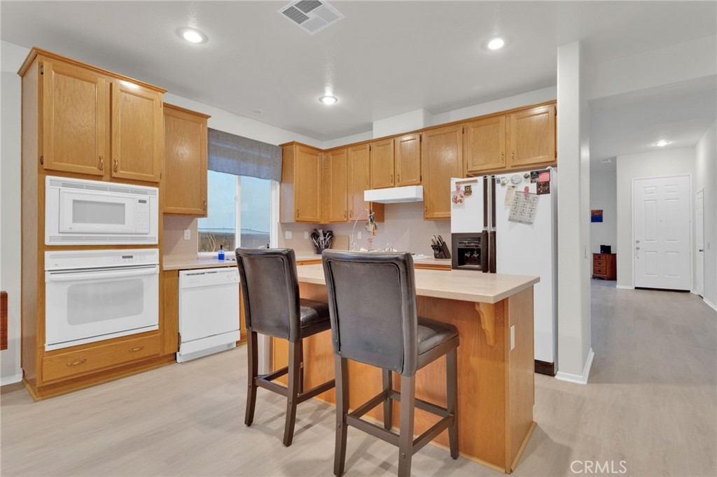 30809 Point Woods Court Temecula, CA 92591 - Photo 8 of 45