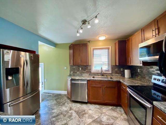 1534 10th Street South Virginia, MN 55792 - Photo 4 of 17