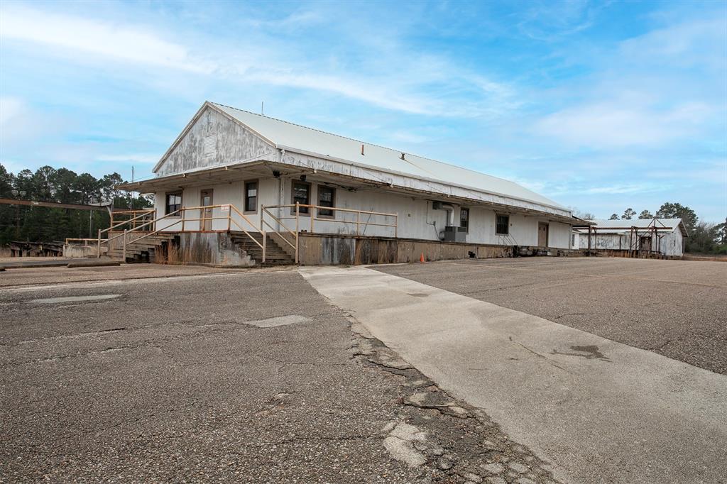 730 Humble Road New London, TX 75684 - Photo 20 of 24