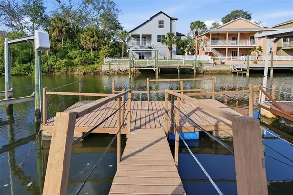 $2,600 | 7527 Hatteras Drive, Hudson, FL 34667