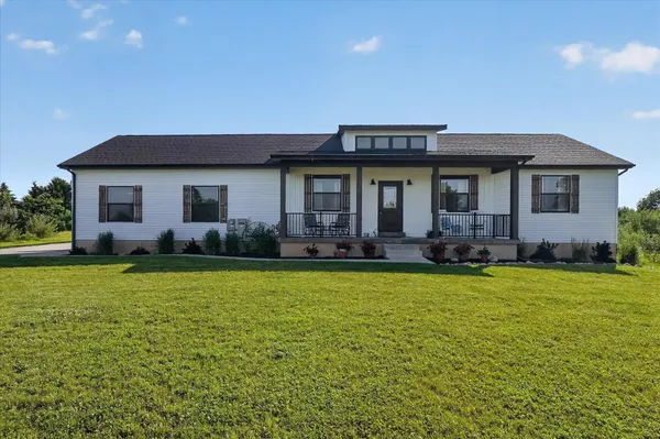 $425,000 | 11095 Sun Dog Trail, Perrinton, MI 48871