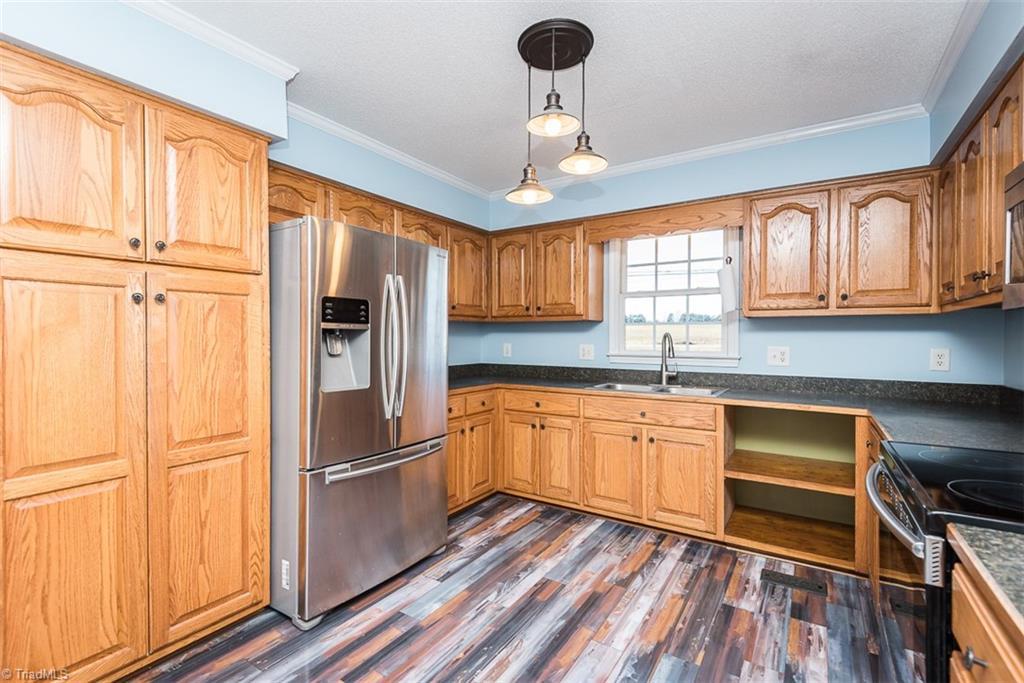 6042 Snow Camp Road Graham, NC 27253 - Photo 3 of 28 Gallery Image 3