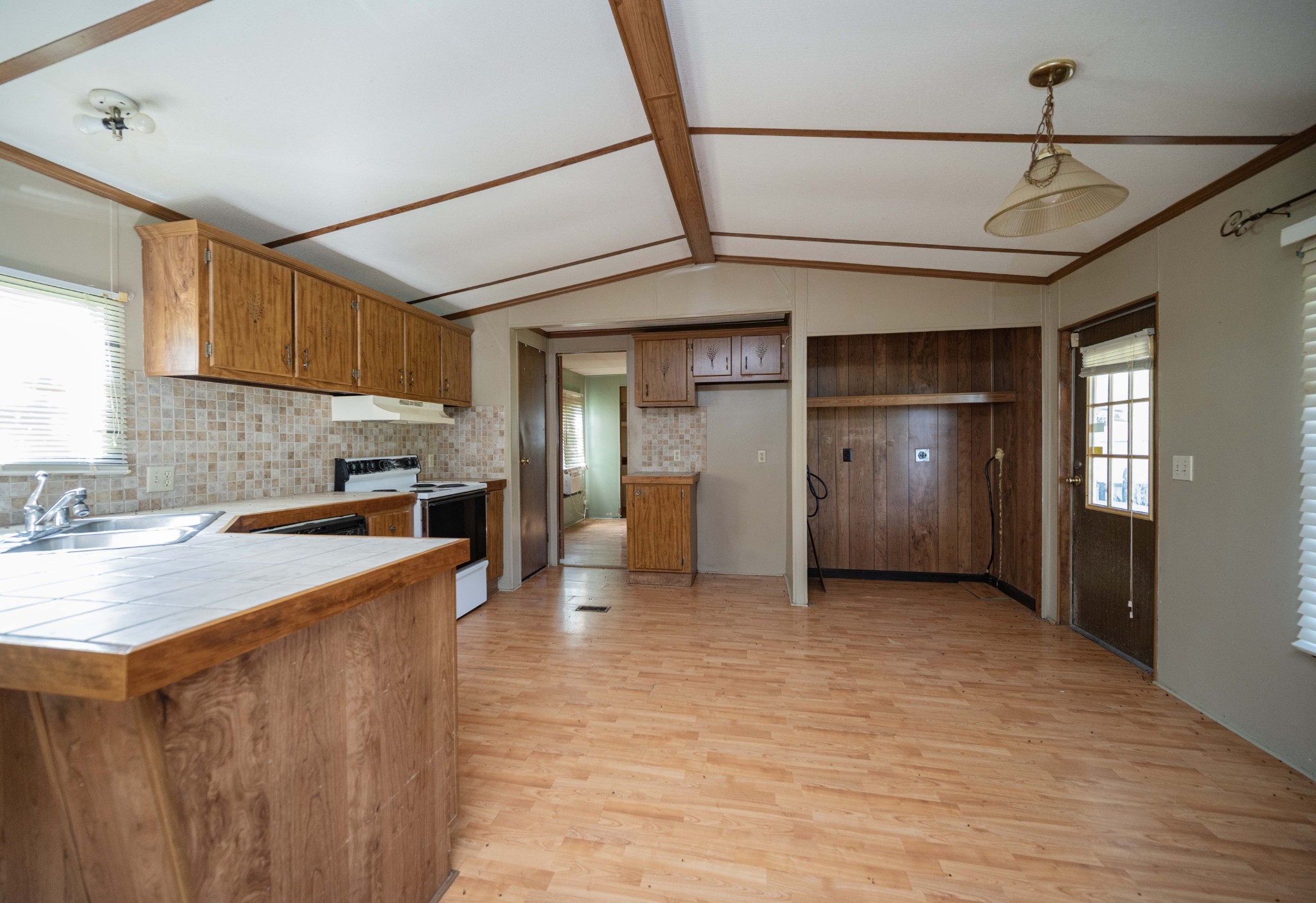 2273 Frazier Road Beechgrove, TN 37018 - Photo 7 of 17