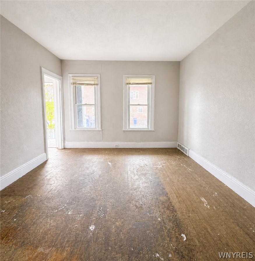 82 Reservation Street Buffalo, NY 14207 - Photo 10 of 14