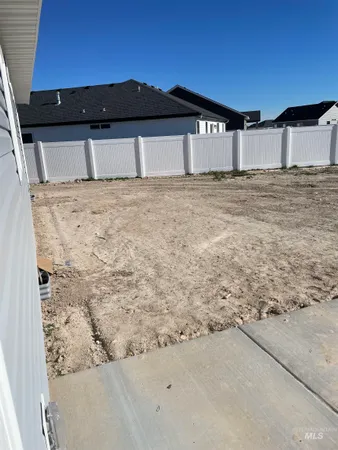 $344,900 | 2039 Lowline Avenue, Twin Falls, ID 83301