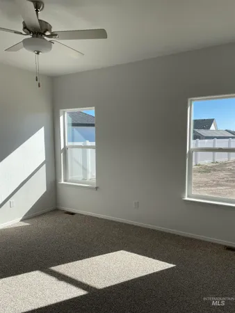 $344,900 | 2039 Lowline Avenue, Twin Falls, ID 83301