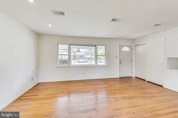 $3,300 | 1208 Pinewood Drive, Frederick, MD 21701