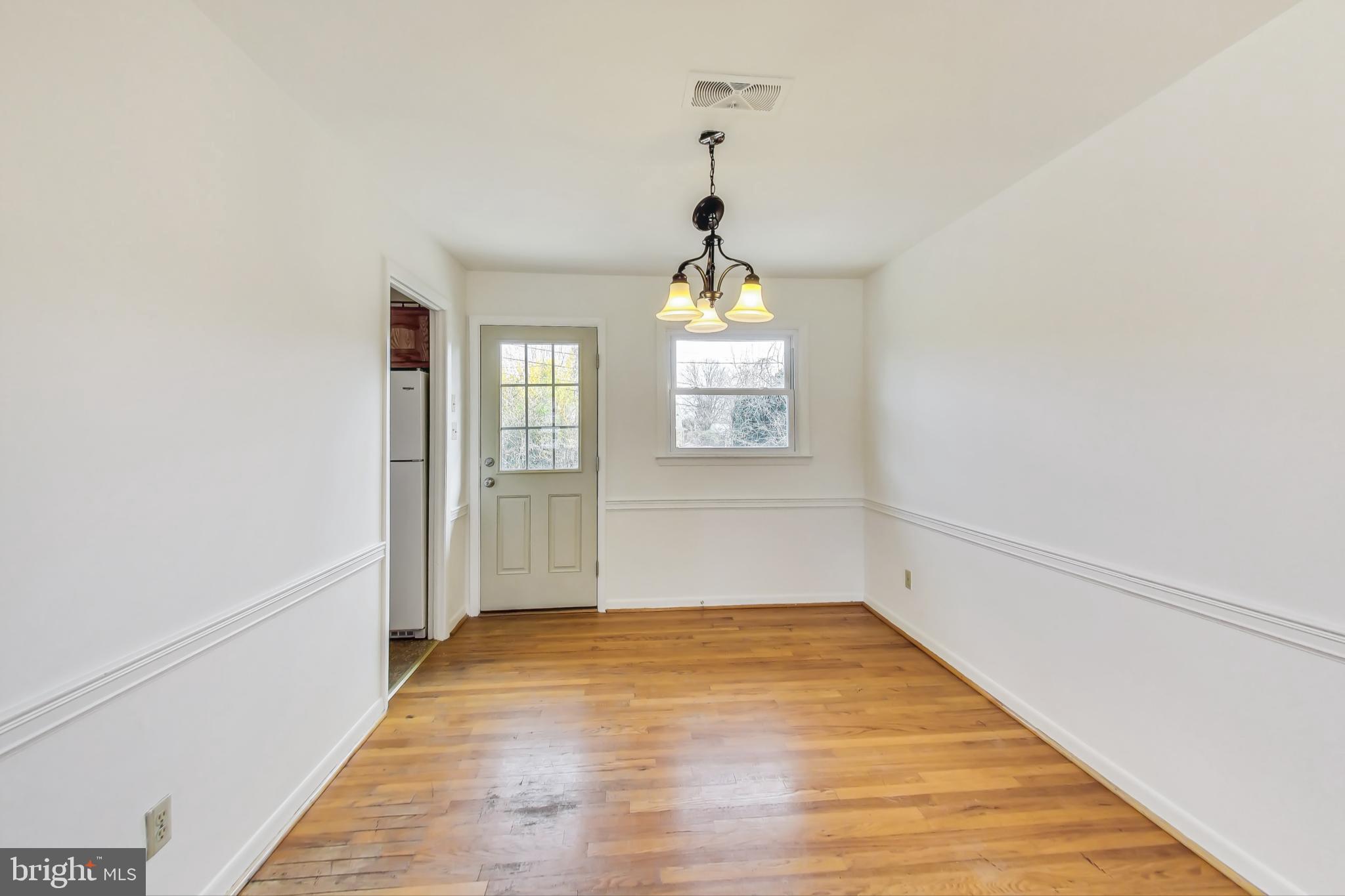 1208 Pinewood Drive Frederick, MD 21701 - Photo 8 of 53