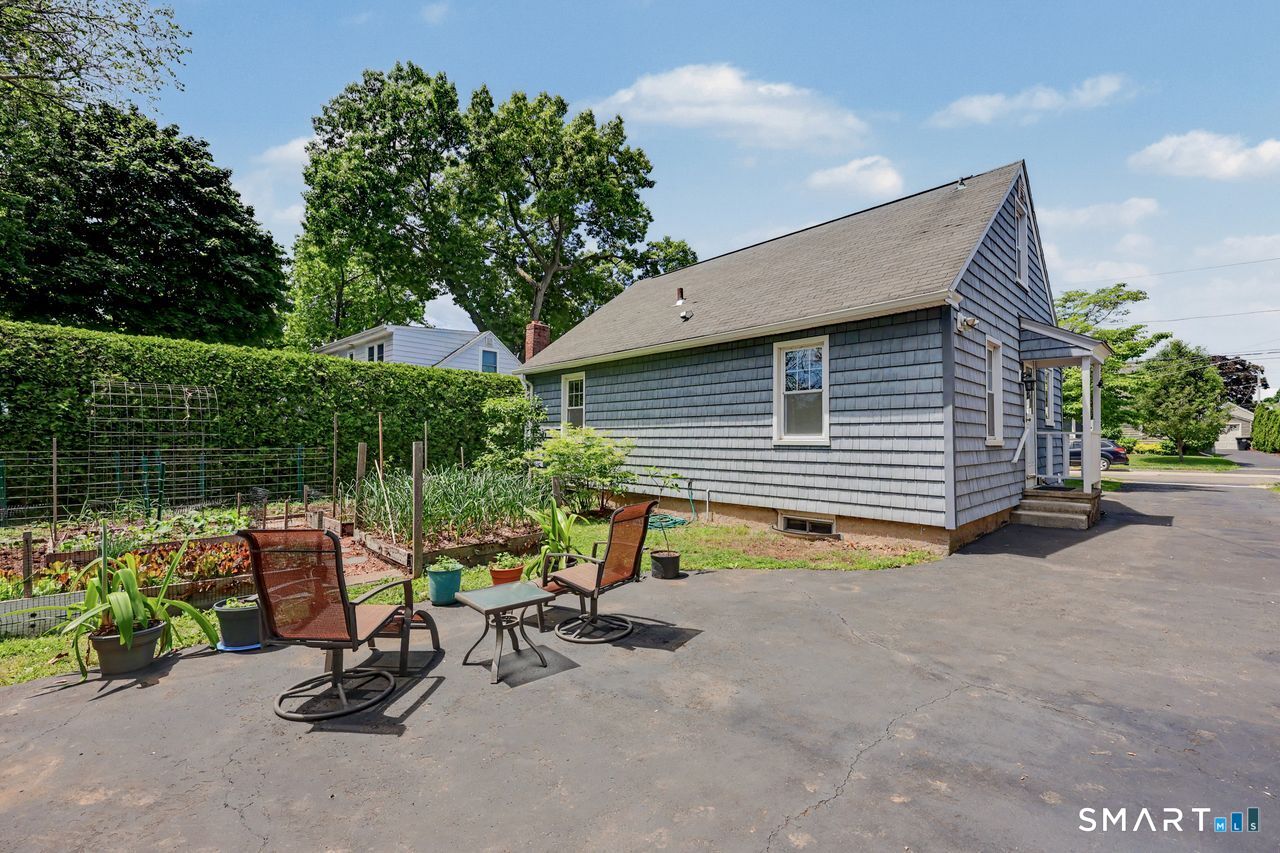 39 Austin Road Milford, CT 06460 - Photo 35 of 37