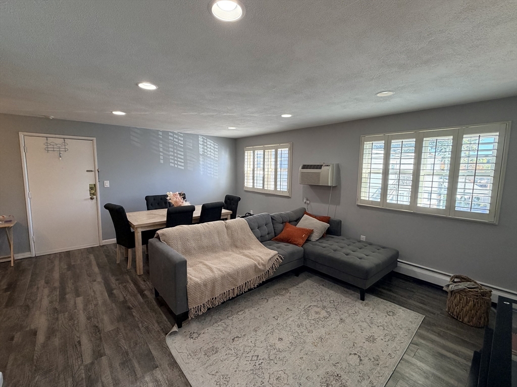 271 Boston Post Road East, Unit 4 Marlborough, MA 01752 - Photo 4 of 14 Gallery Image 4