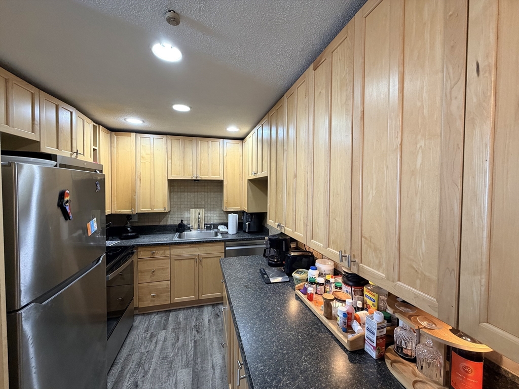 271 Boston Post Road East, Unit 4 Marlborough, MA 01752 - Photo 6 of 14 Gallery Image 6