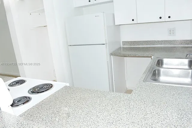 $1,950 | 1100 Southwest 4th Avenue, Unit 21C, Delray Beach, FL 33444