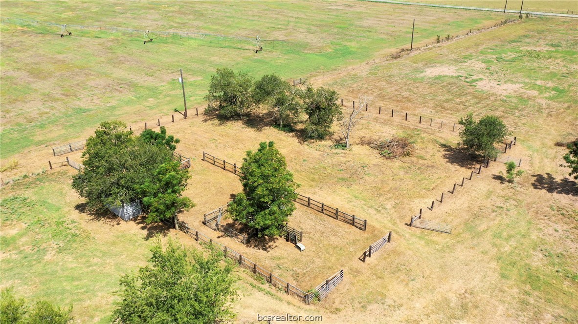 12068 Dunns Fort Road Hearne, TX 77859 - Photo 5 of 50 Cattle Pen Area