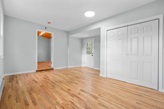 $409,000 | 160 Brooks Hill Road, Wolcott, CT 06716