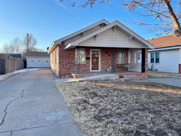 $1,500 | 719 Cedar Avenue, Dumas, TX 79029