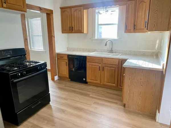 $1,500 | 719 Cedar Avenue, Dumas, TX 79029