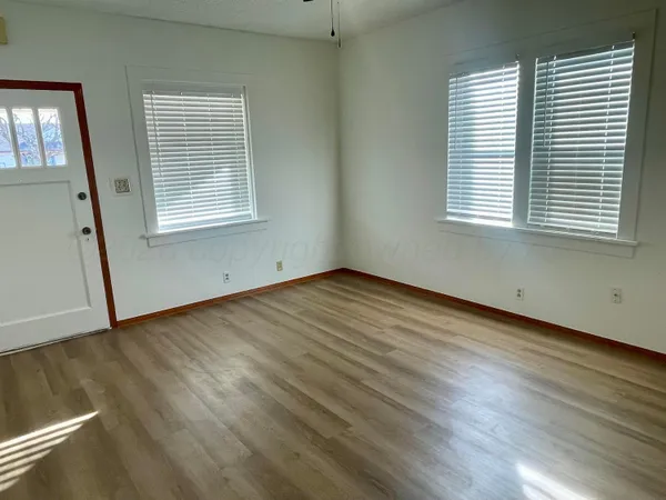$1,500 | 719 Cedar Avenue, Dumas, TX 79029