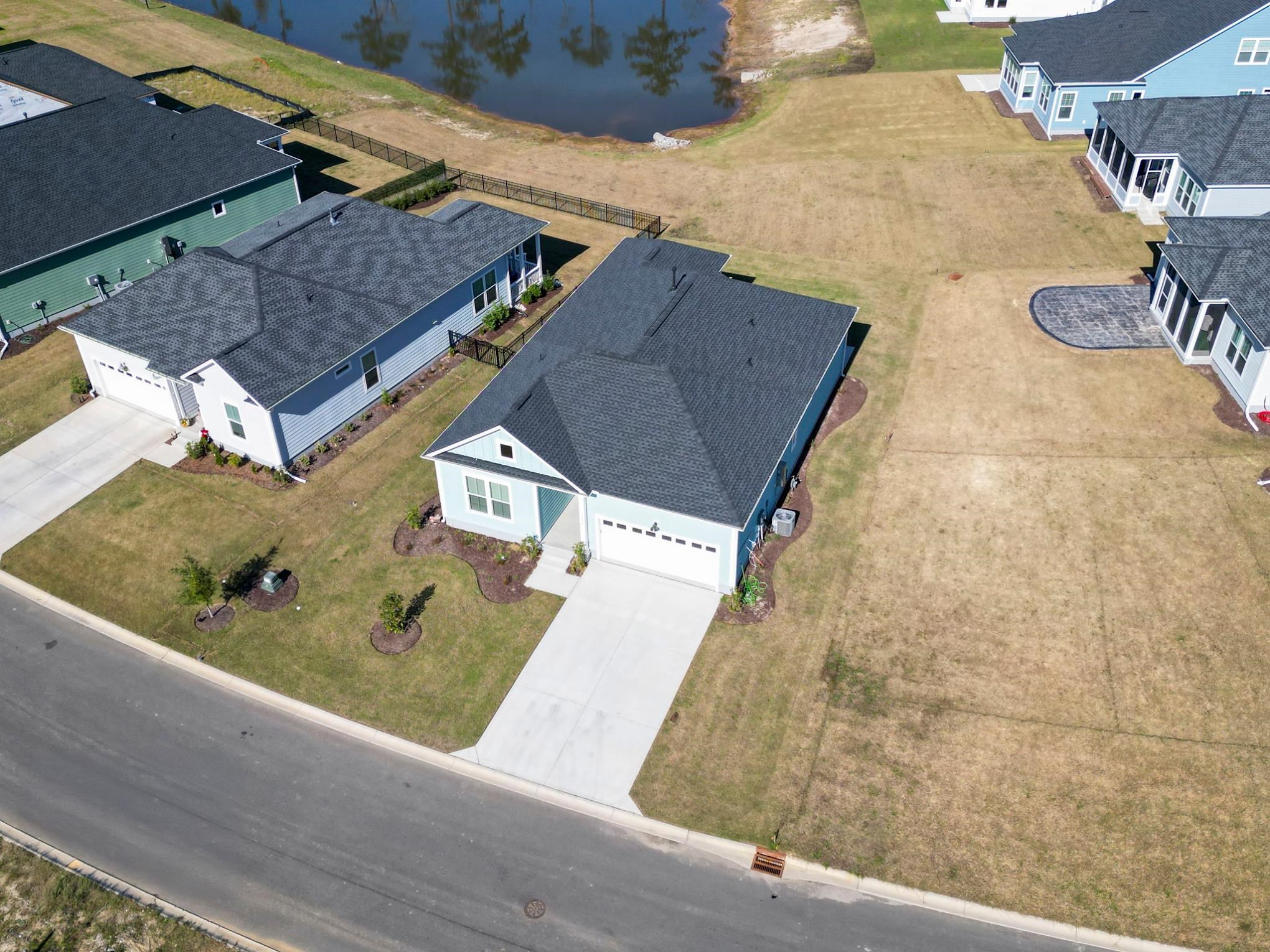 2034 Comradery Way Murrells Inlet, SC 29576 - Photo 33 of 36