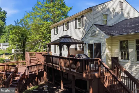 $725,000 | 10217 Green Clover Drive, Ellicott City, MD 21042