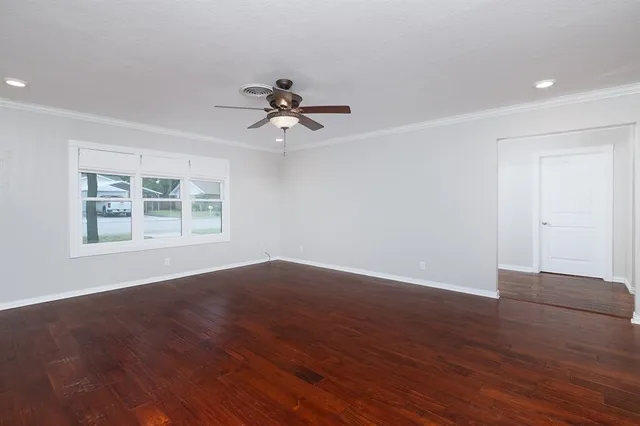 $275,000 | 2103 South High Street, Brady, TX 76825