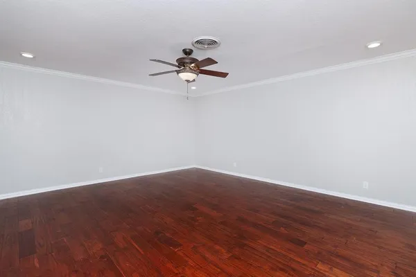 $275,000 | 2103 South High Street, Brady, TX 76825