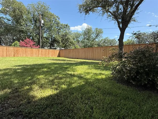 $275,000 | 2103 South High Street, Brady, TX 76825