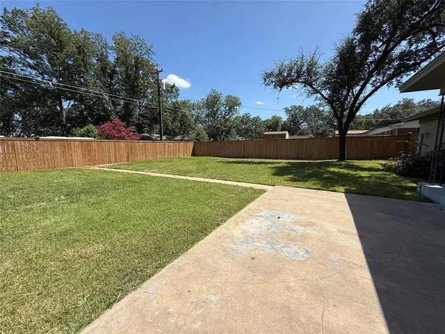 $275,000 | 2103 South High Street, Brady, TX 76825