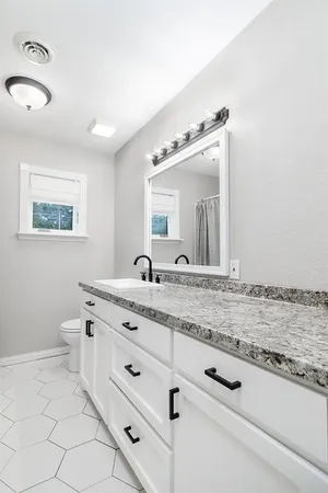 $275,000 | 2103 South High Street, Brady, TX 76825