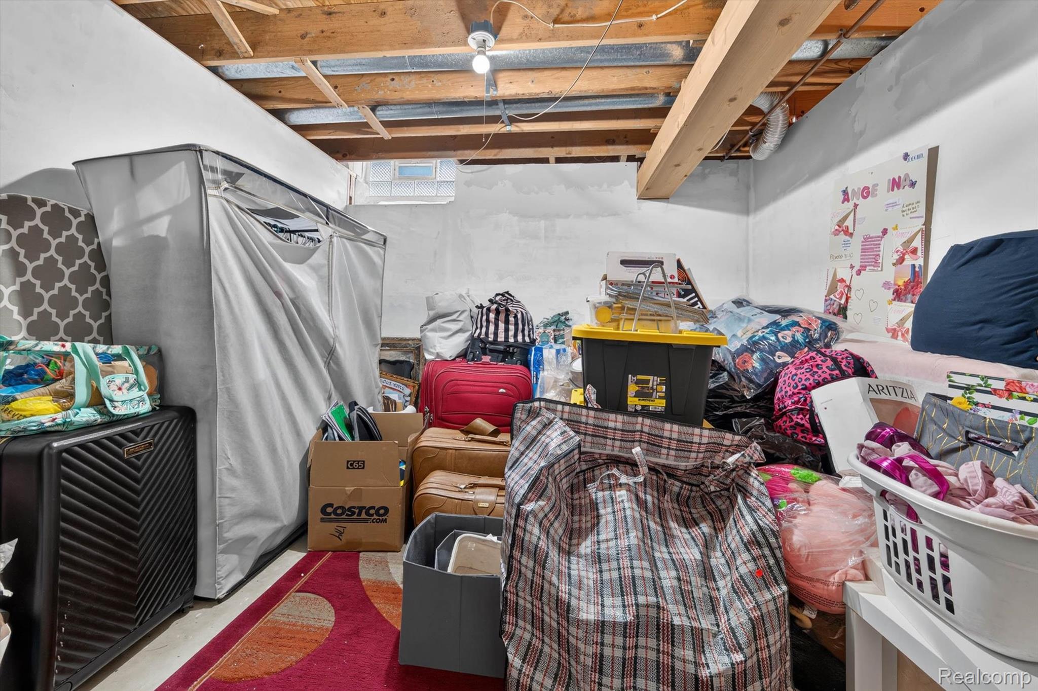 46362 Springhill Drive Utica, MI 48317 - Photo 38 of 59 38-46362-Springhill-Dr-WindowStill-Photography.jpg