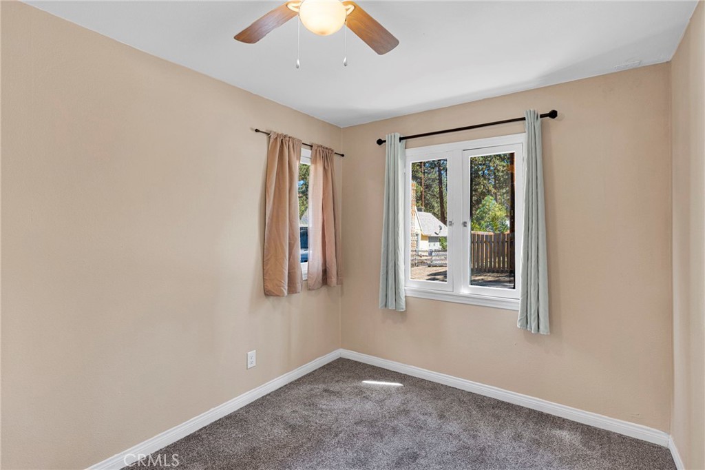 1038 Robin Road Wrightwood, CA 92397 - Photo 18 of 39 Gallery Image 18