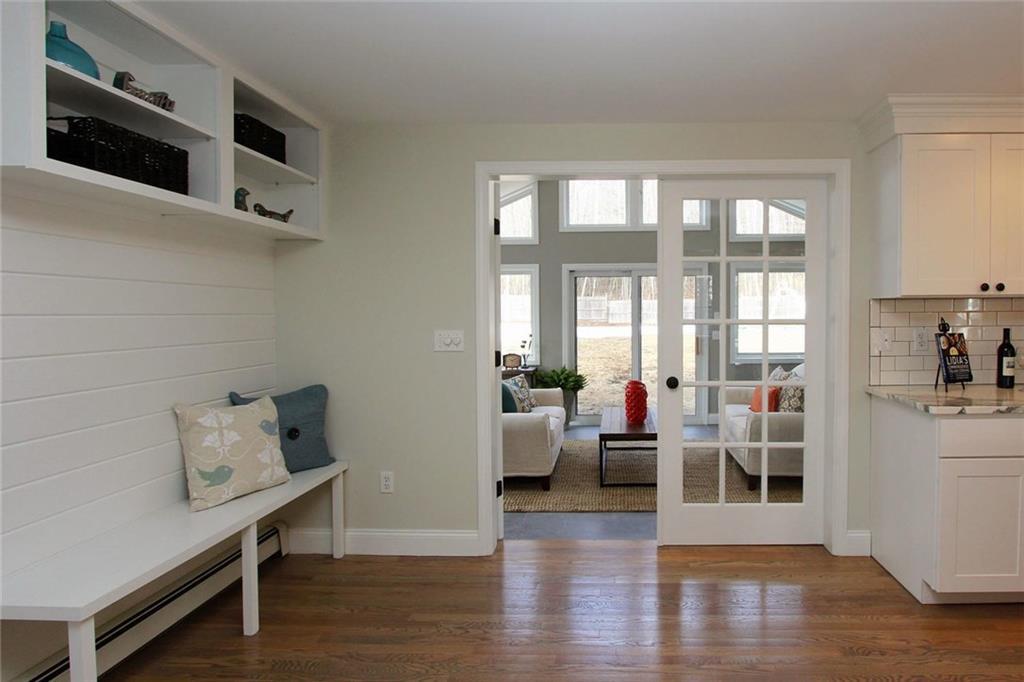 134 Mountain Road Falmouth, ME 04105 - Photo 11 of 35 Photo