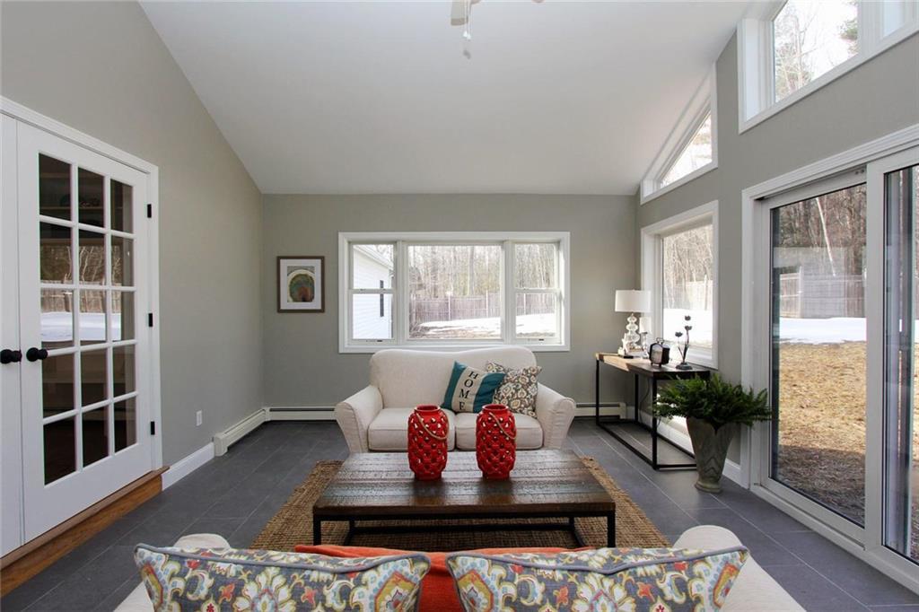 134 Mountain Road Falmouth, ME 04105 - Photo 12 of 35 Photo
